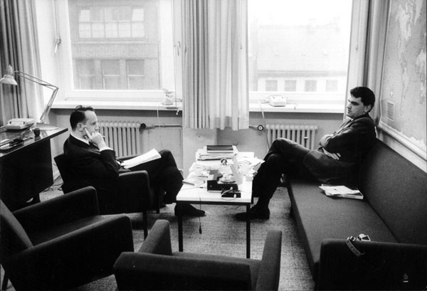 David Irving (right) meets Rolf Hochhuth, January 1965. They have been firm friends to the present day. 