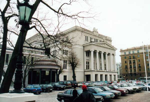 Theater in Riga today