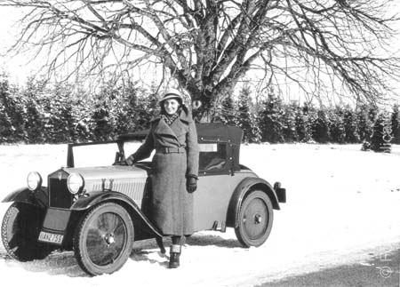 female w sportscar