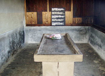 dissecting table