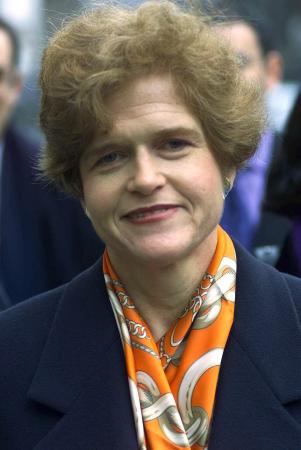 Lipstadt’s Dog-and-Pony Show (IHT 260105)
