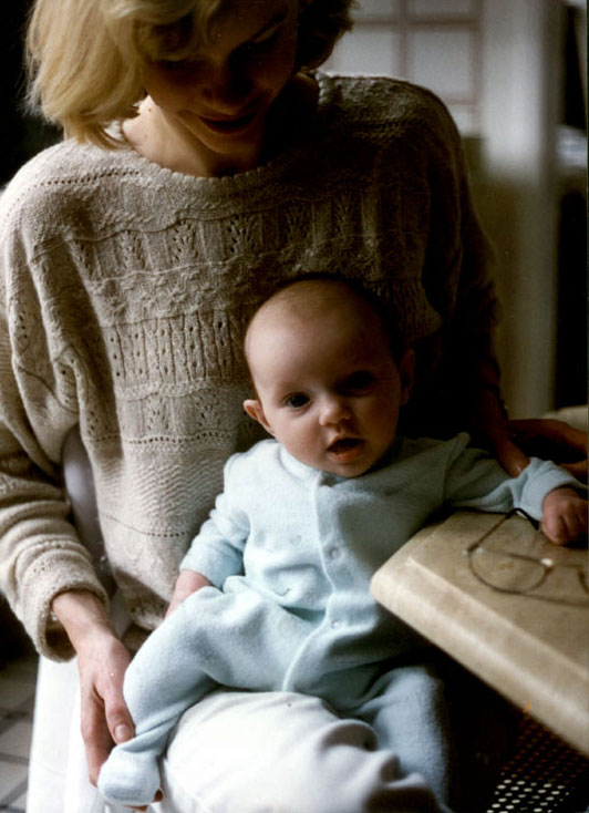 Jessica Irving and her mother Benté, 1994